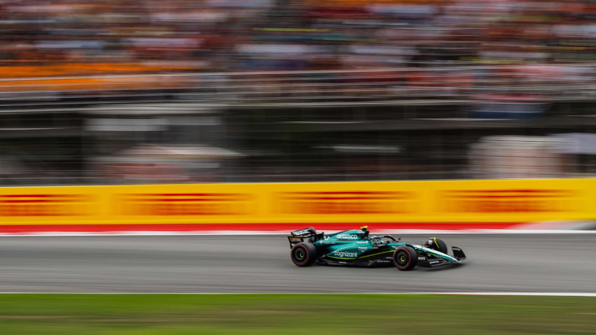 万现场观众 万现场观众